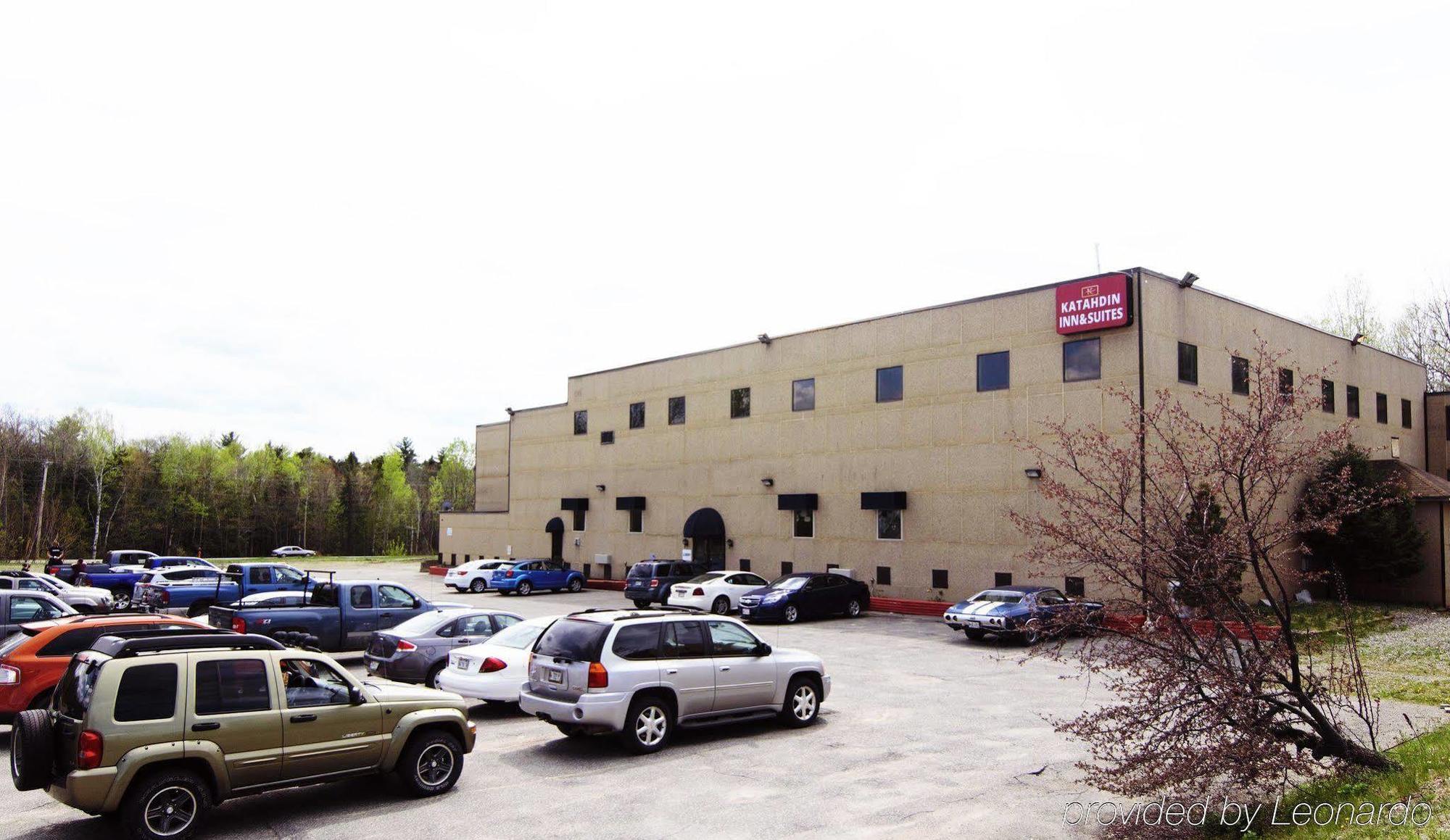 Katahdin Inn & Suites Millinocket Extérieur photo